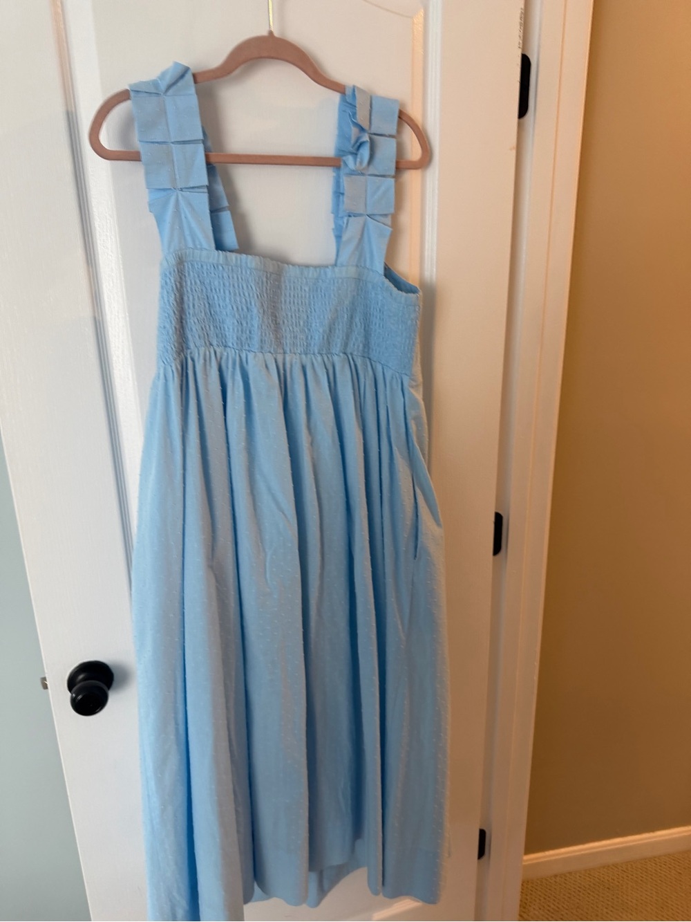 Light Blue Smocked dress with pockets !